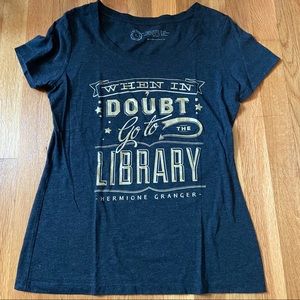 Out of Print Hermoine Library t-shirt size L